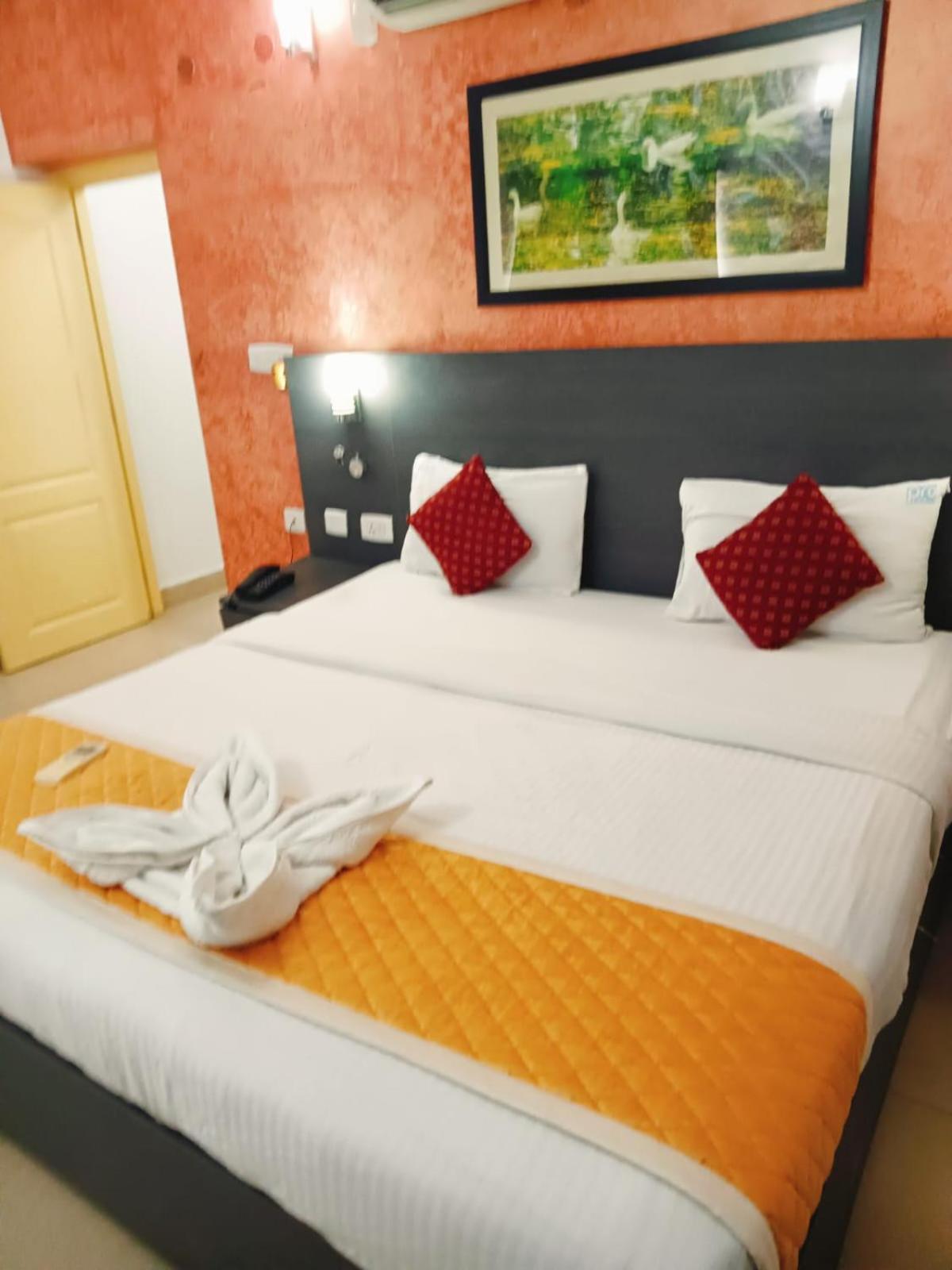 Stayeasy Tiruvanmiyur Chennai Exterior foto